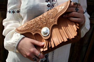 Red River Shopping Guide